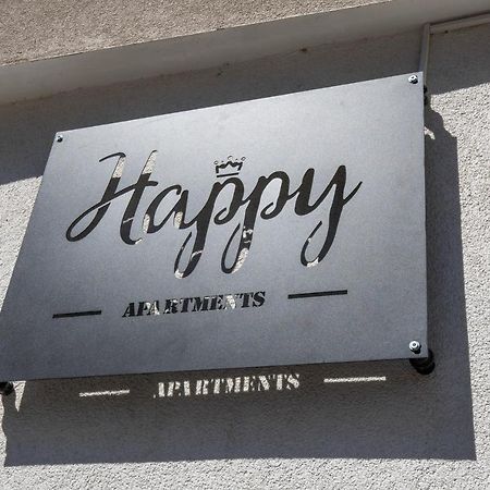 מוסטר Happy Apartment II מראה חיצוני תמונה
